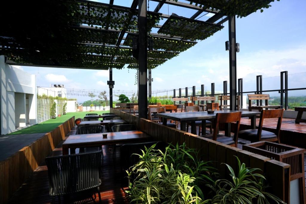 Java Heritage Hotel Purwokerto Kültér fotó